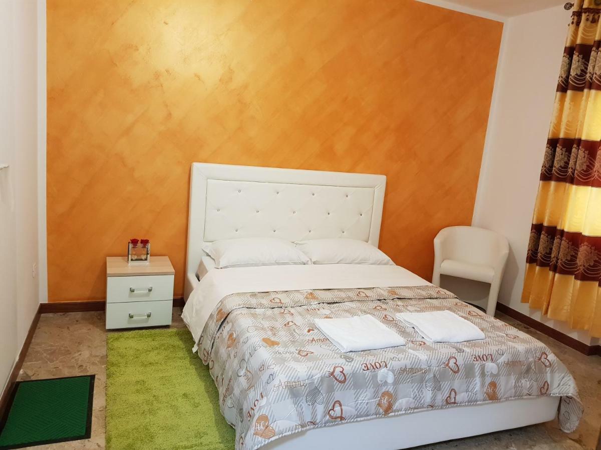 Venice Bnb Mestre Esterno foto